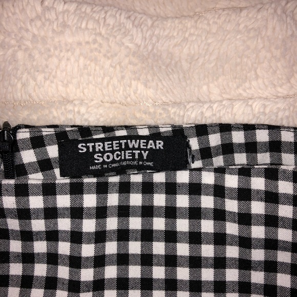 Women’s Black and White Plaid Skirt - Picture 3 of 3